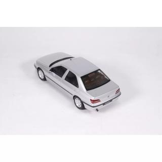 PEUGEOT 406 3.0 V6 24V GRIS QUARTZ METALLIC 2000 OttO Pro OttO mobile 1:18 Resinemodell (Türen, Motorhaube... nicht zu öffnen!)